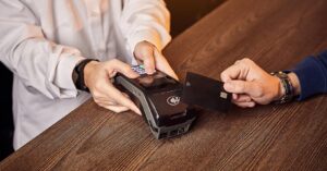 Visa aumenta valor de cobertura da Proteção de Compras de seus cartões de crédito
