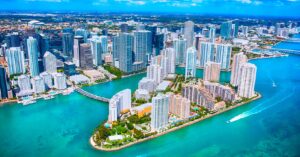 Latam Pass tem voos para Miami a partir de 39 mil pontos saindo de São Paulo e mais cidades