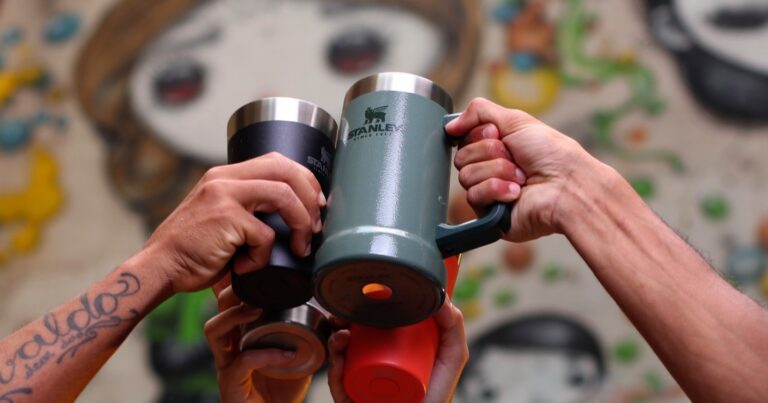 Stanley com até 50% OFF! Aproveite a Black Friday e compre copos e canecas a partir de R$ 82!