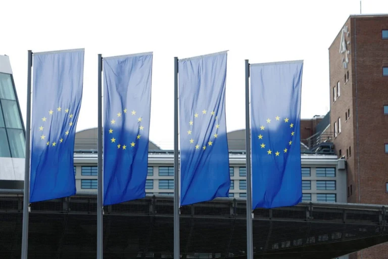 Empresas da zona do euro estão otimistas, mas lucros caem, mostra pesquisa