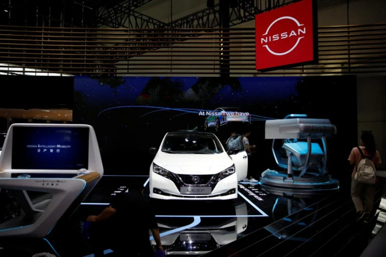 Nissan enfrenta queda nas vendas e alerta para prejuízo de US$ 1,8 bilhão
