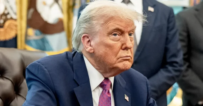 Trump rompe diálogo com Canadá após divulgação de comercial que criticava as tarifas