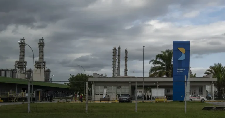 Caixa menor e dívida crescente acendem alerta em credores da Braskem Idesa