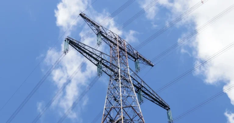 Governo planeja licitar projetos de transmissão, com investimentos previstos de R$ 66,5 bilhões