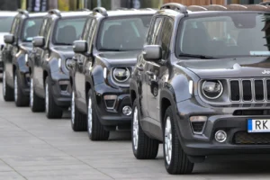 Vai comprar um carro? Veja a diferença real entre financiar, entrar num consórcio e pagar à vista