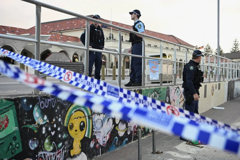 Austrália agora vota lei contra armas e ódio após ataque em Bondi