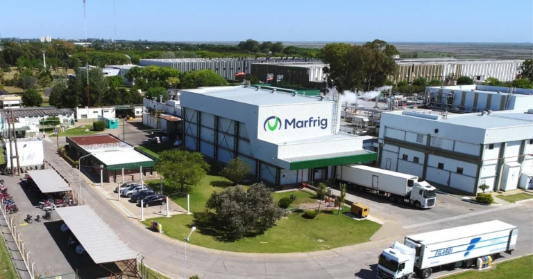 Desfecho do negócio Minerva–Marfrig fica para 2026, quase três anos após acordo de R$ 7,5 bilhões