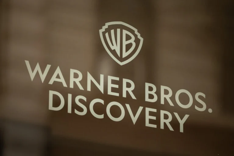 Disputa pela Warner joga holofote sobre declínio dos canais de TV a cabo