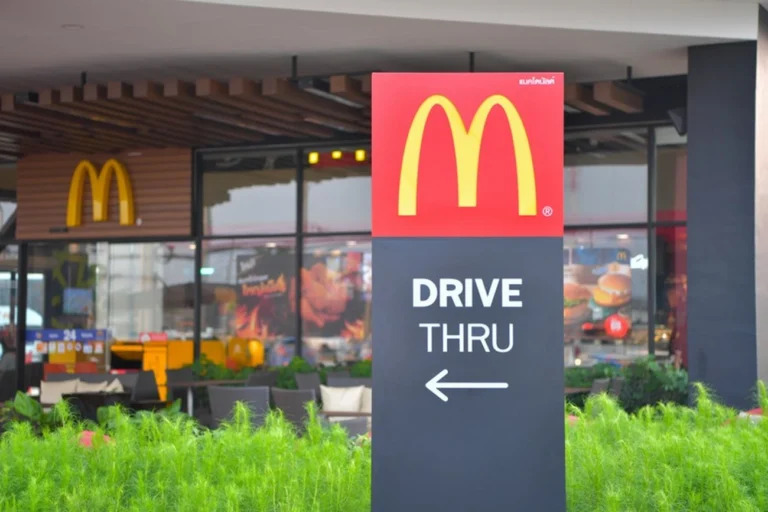 FII TRXF11 entra no setor educacional, adquire imóveis da Eleva, McDonald’s e Pacheco