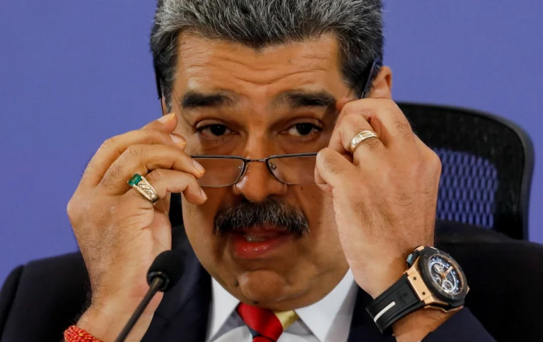 Genro de opositor de Maduro é condenado a 30 anos de prisão na Venezuela, diz família