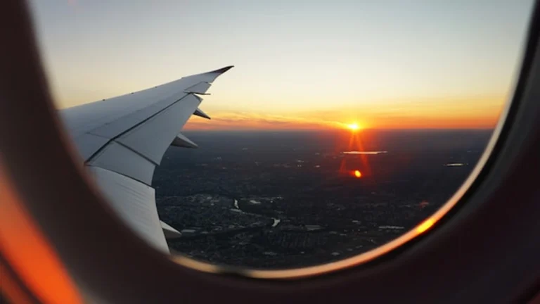 IPCA sobe 0,18% em novembro com alta de passagens aéreas, mas fica abaixo do esperado