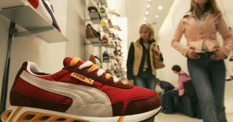 Puma enfrenta o pior ano na bolsa enquanto rumores de aquisição ganham força