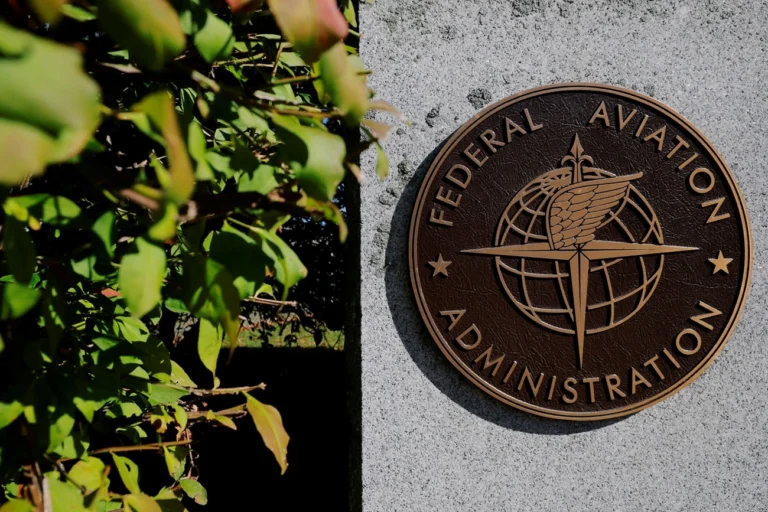 FAA emite alerta para voos sobre América Central e América do Sul agora