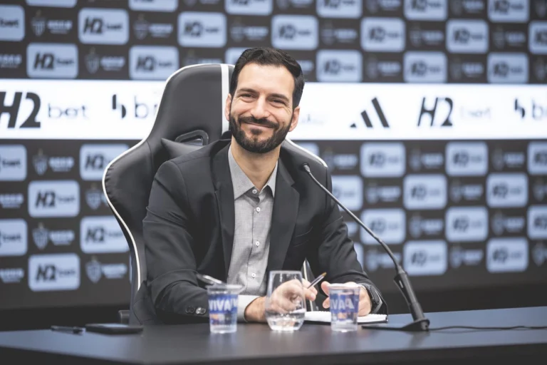 Atlético-MG testa seu futuro sem o bolso de Rubens Menin