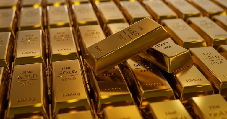 Ouro bate recorde histórico acima de US$ 2.500 hoje com dólar fraco e Trump