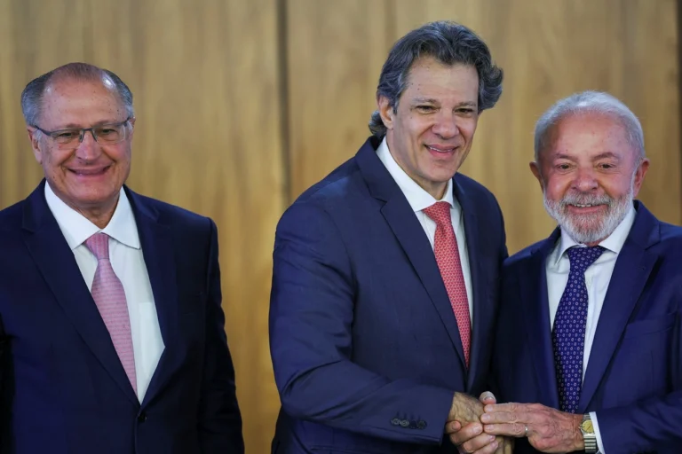 Alckmin elogia Haddad, o candidato forte para São Paulo, com números que comprovam sua capacidade agora