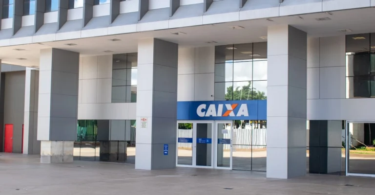 Caixa paga R$ 8,5 bi hoje para 10,5 mi de trabalhadores com saque-aniversário do FGTS