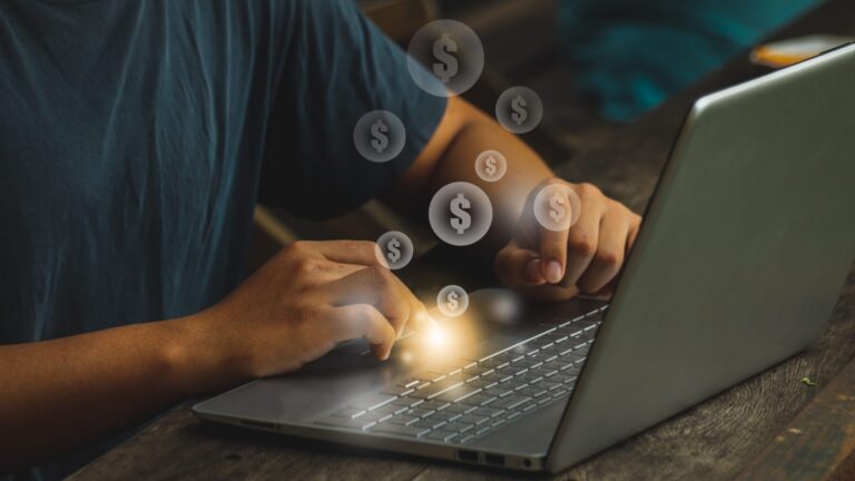Renda Extra Online: conheça oportunidades, ideias e fuja de perigos