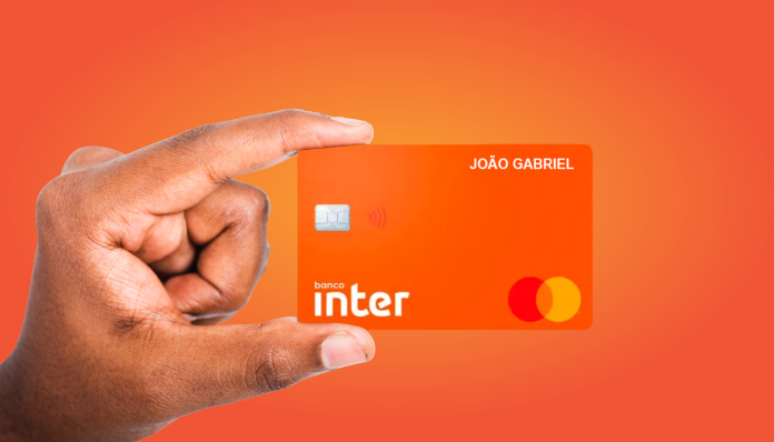 Inter vs. C6 Bank: Descubra qual cartão pode transformar sua vida financeira