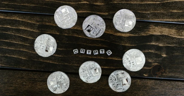 Congresso EUA debates regulamentação de tokenização RWA para proteger investidores do alto risco