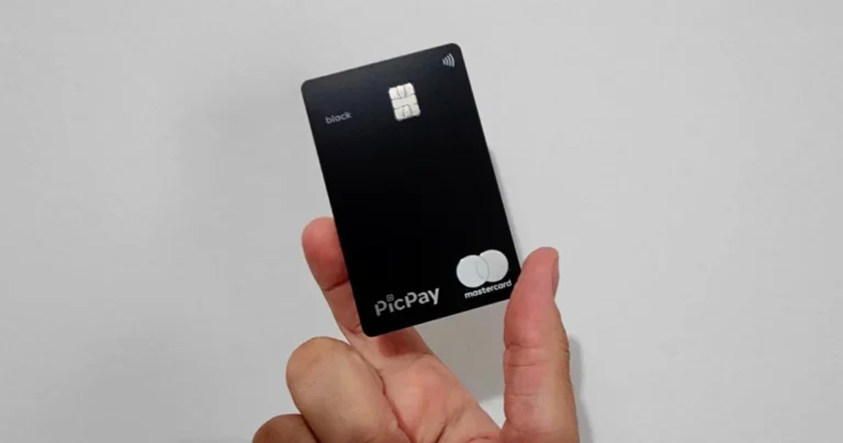 PicPay Black ou NG Cash? Descubra qual cartão fala mais a sua língua