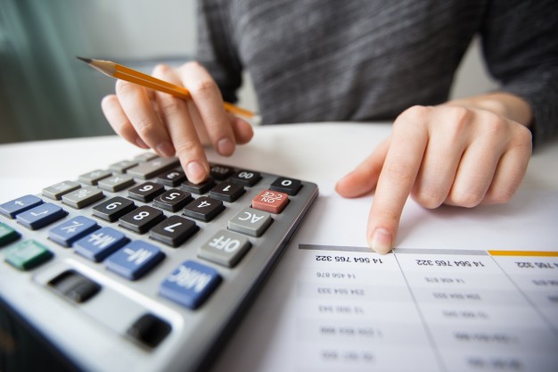 Aprenda administrar seu dinheiro com esse curso online e gratuito de Finanças Pessoais