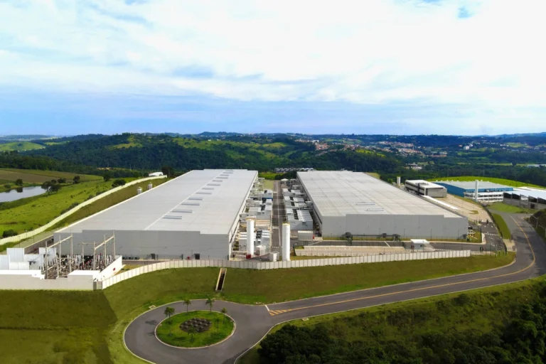 Ascenty investe R$ 6 bi em data centers para IA no Brasil agora